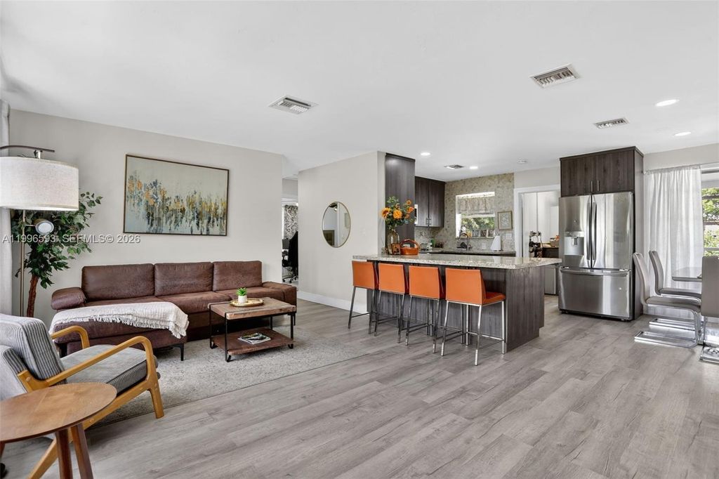 Photo of 1357 SW 4th Ter, Pompano Beach, FL 33060 (MLS # A11996593)