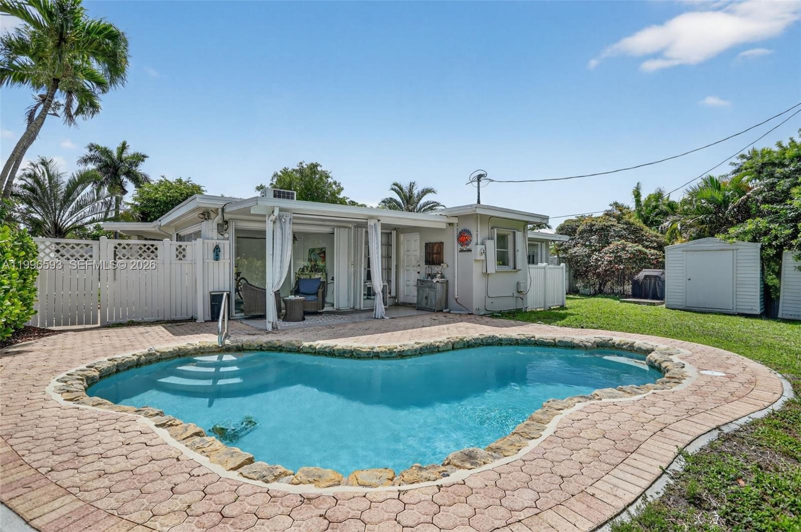 LYONS PARK FIRST ADD - Residential