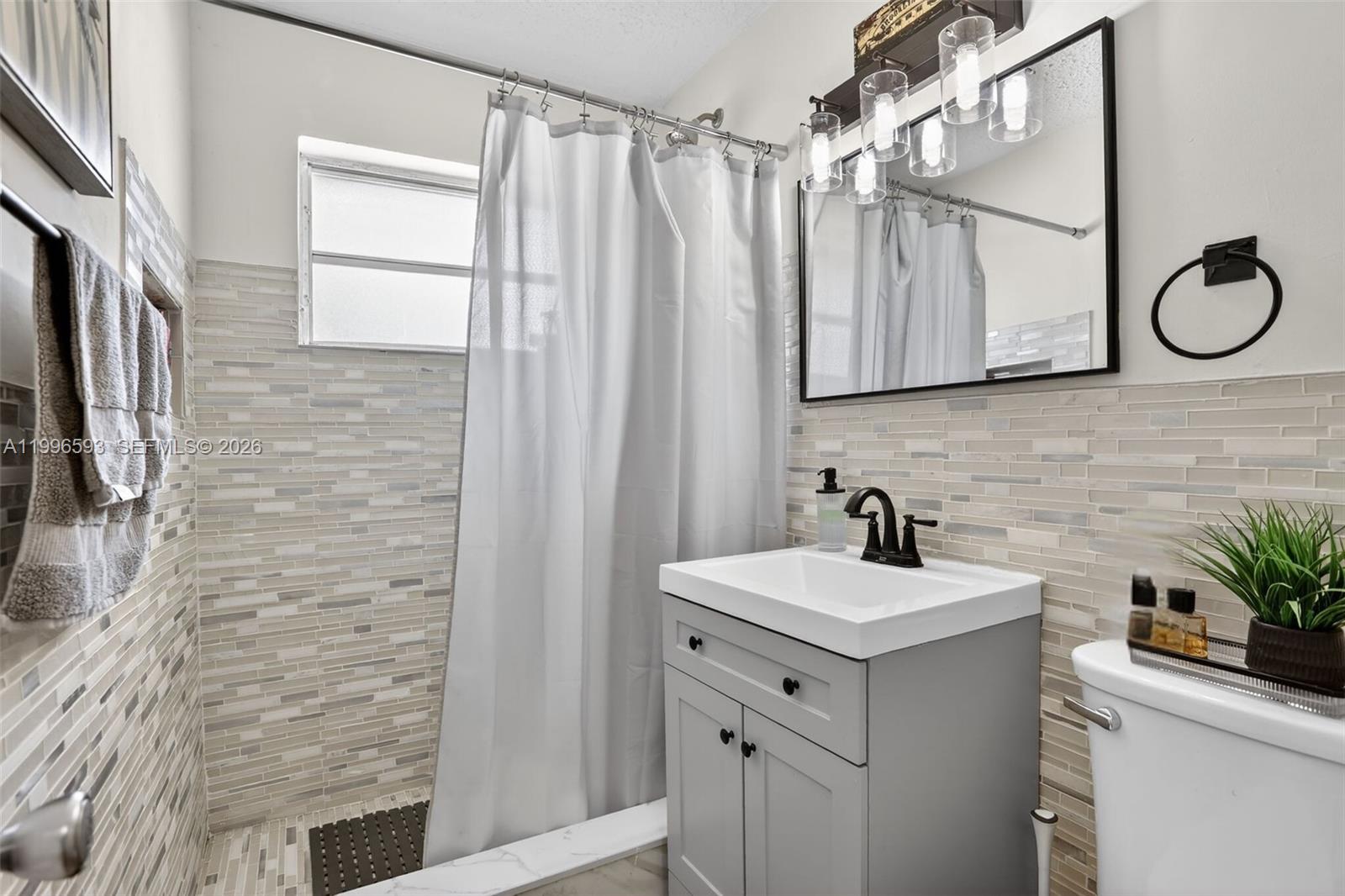 LYONS PARK FIRST ADD - Residential