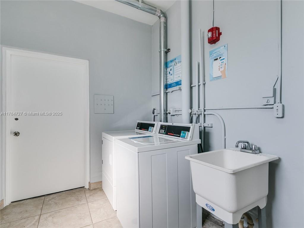 FAIRWAYS ROYALE CONDO - Residential