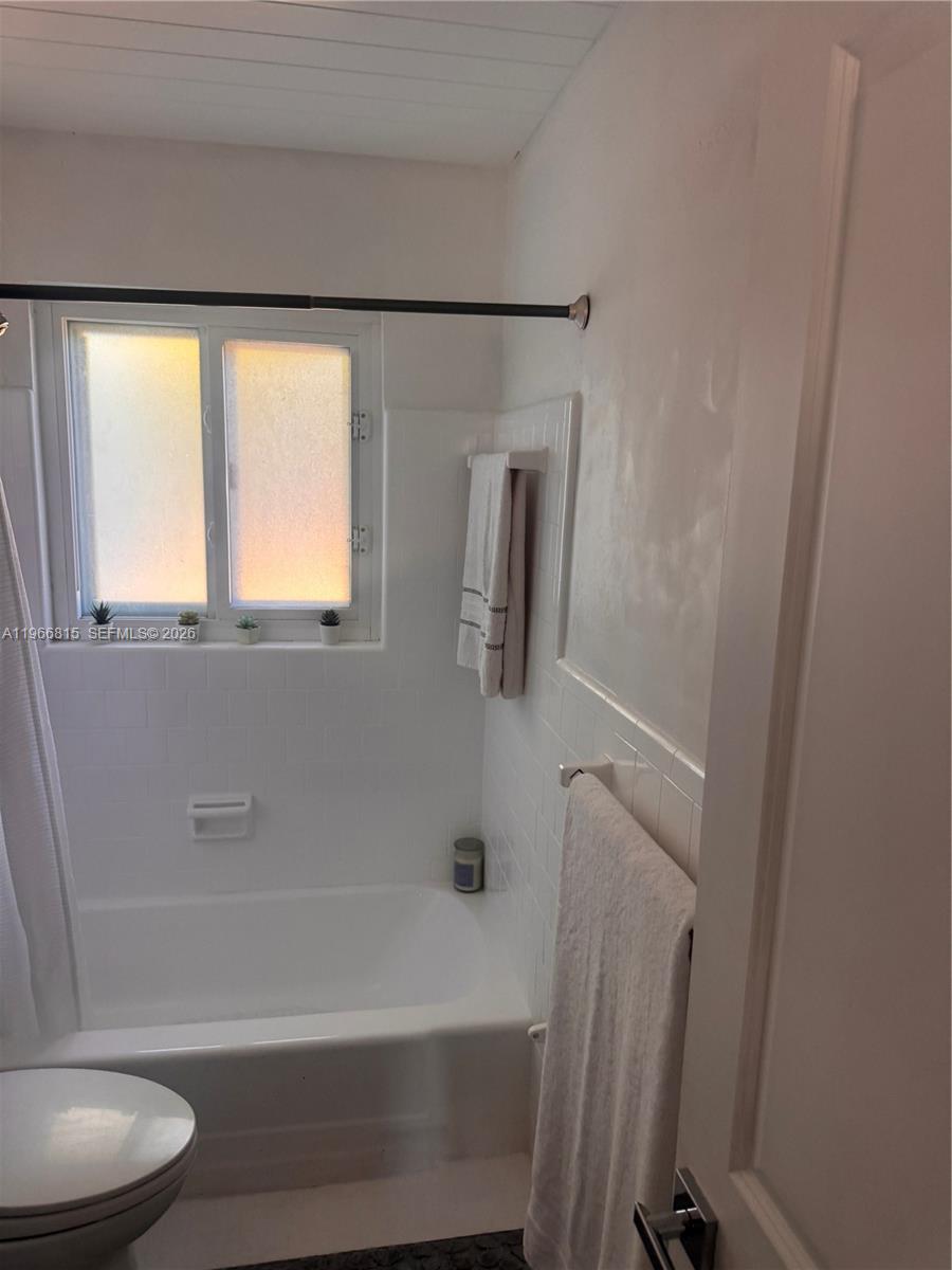 AVON HEIGHTS - Residential