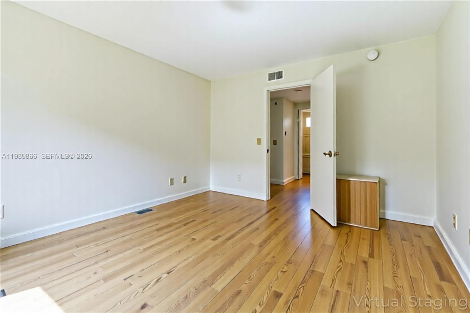 LA PINATA CONDO - Residential