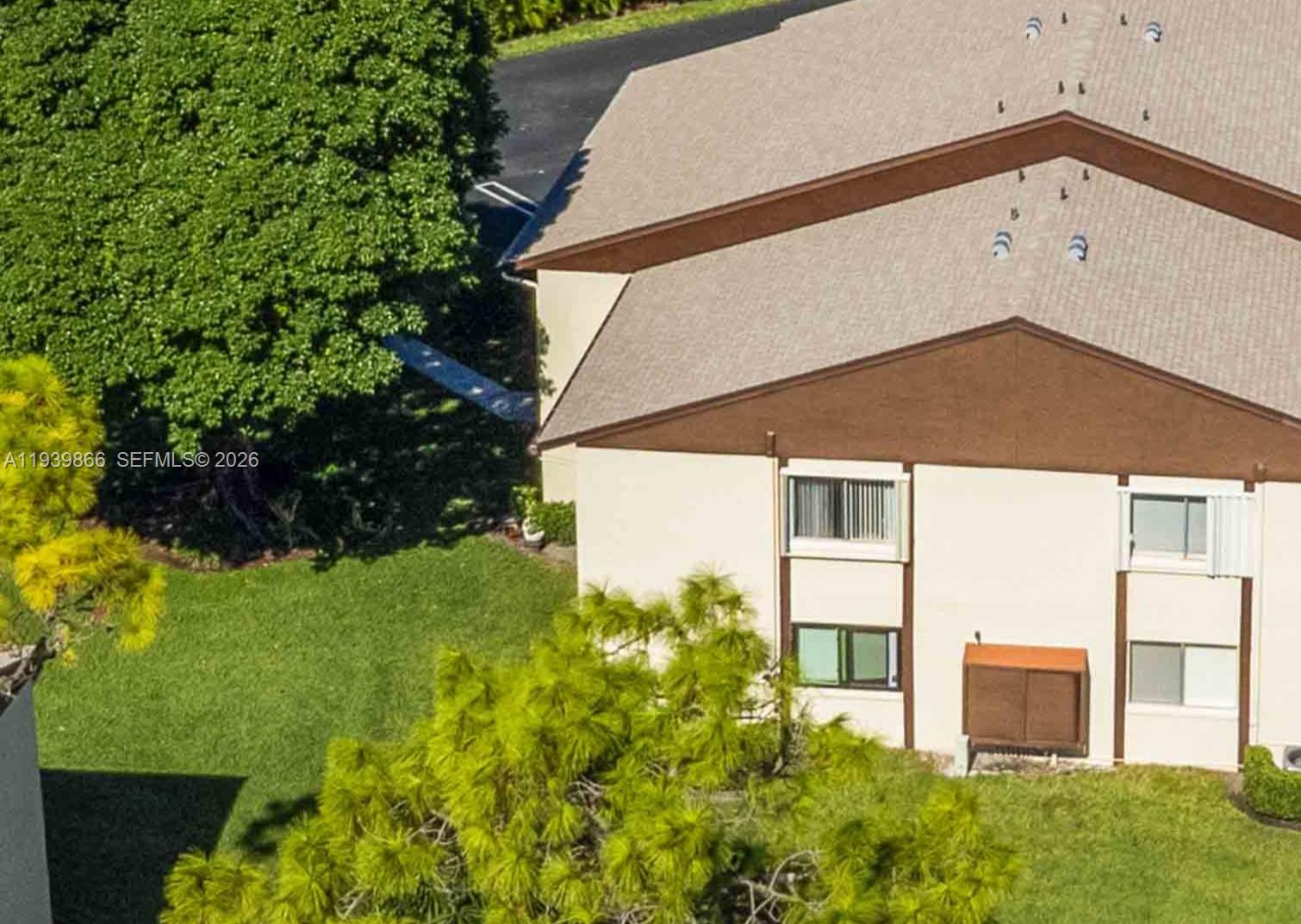 LA PINATA CONDO - Residential