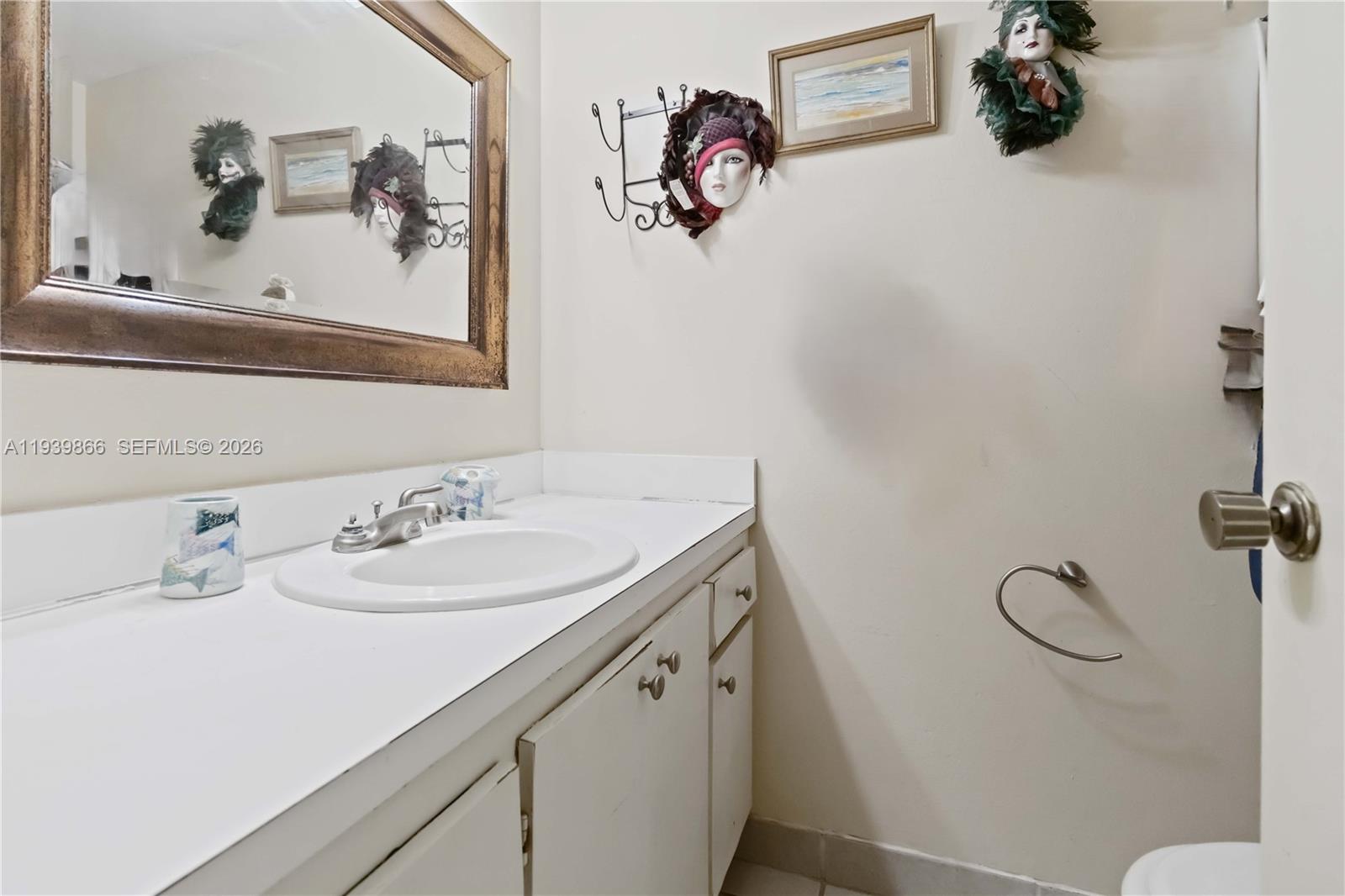 LA PINATA CONDO - Residential