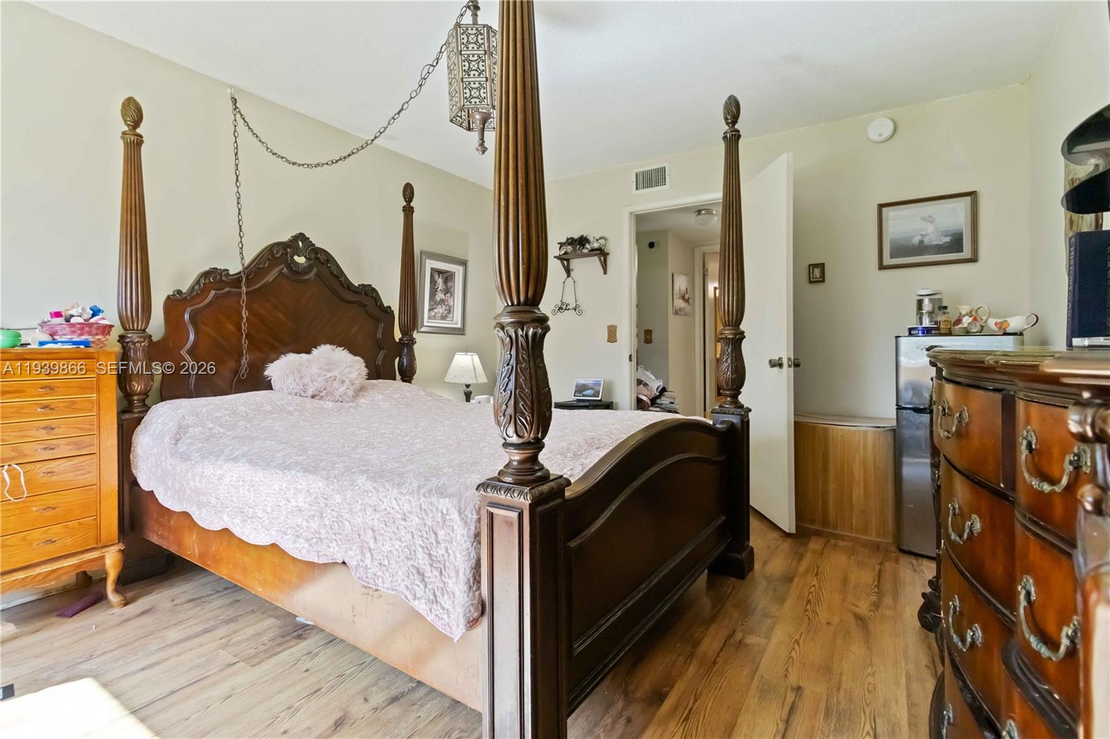 LA PINATA CONDO - Residential