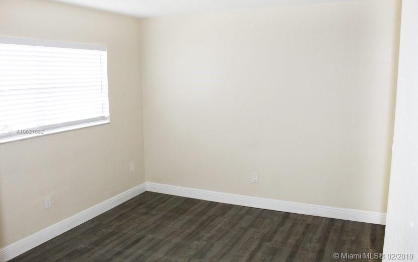 WEST DANIA HEIGHTS - Residential Lease