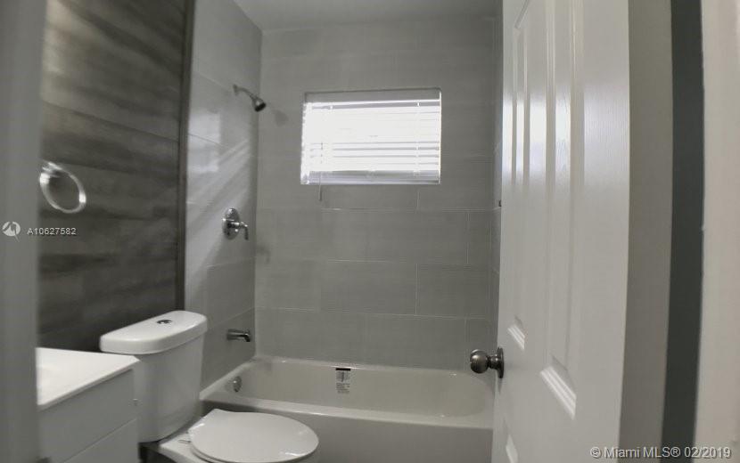 WEST DANIA HEIGHTS - Residential Lease