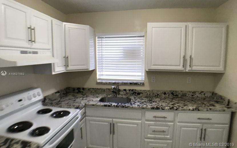 WEST DANIA HEIGHTS - Residential Lease