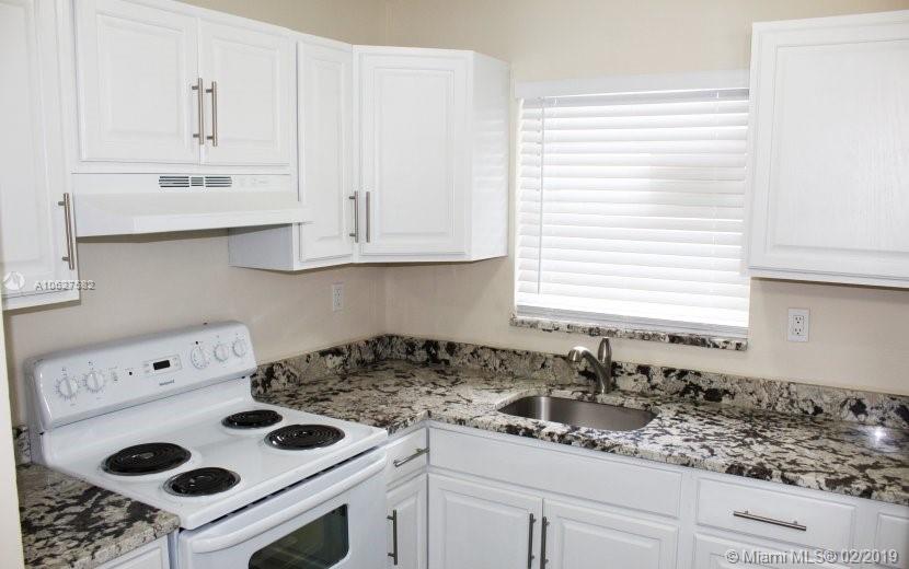 WEST DANIA HEIGHTS - Residential Lease