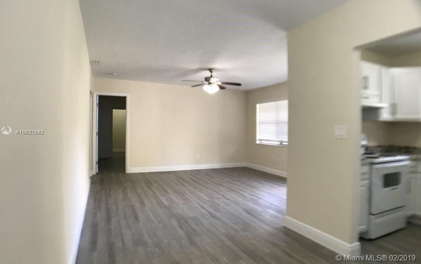 WEST DANIA HEIGHTS - Residential Lease