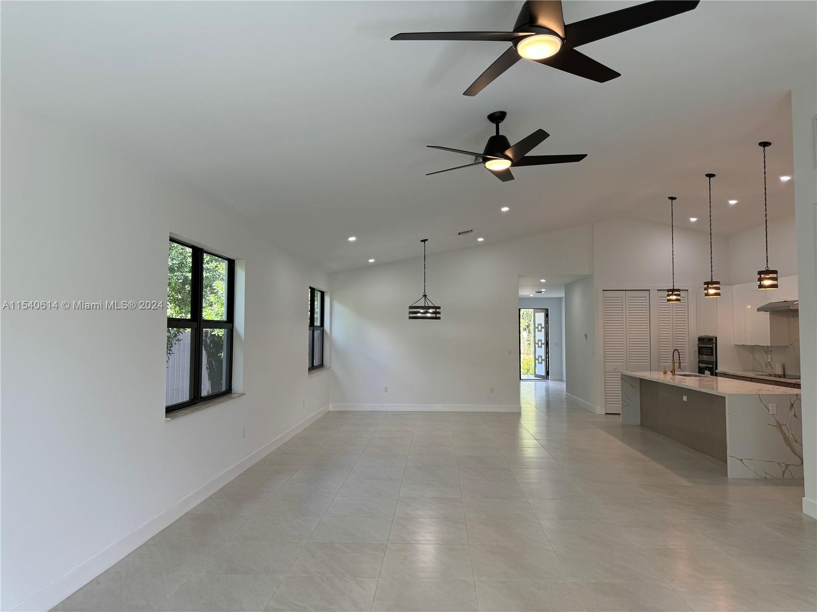 SILVER PINES - Residential