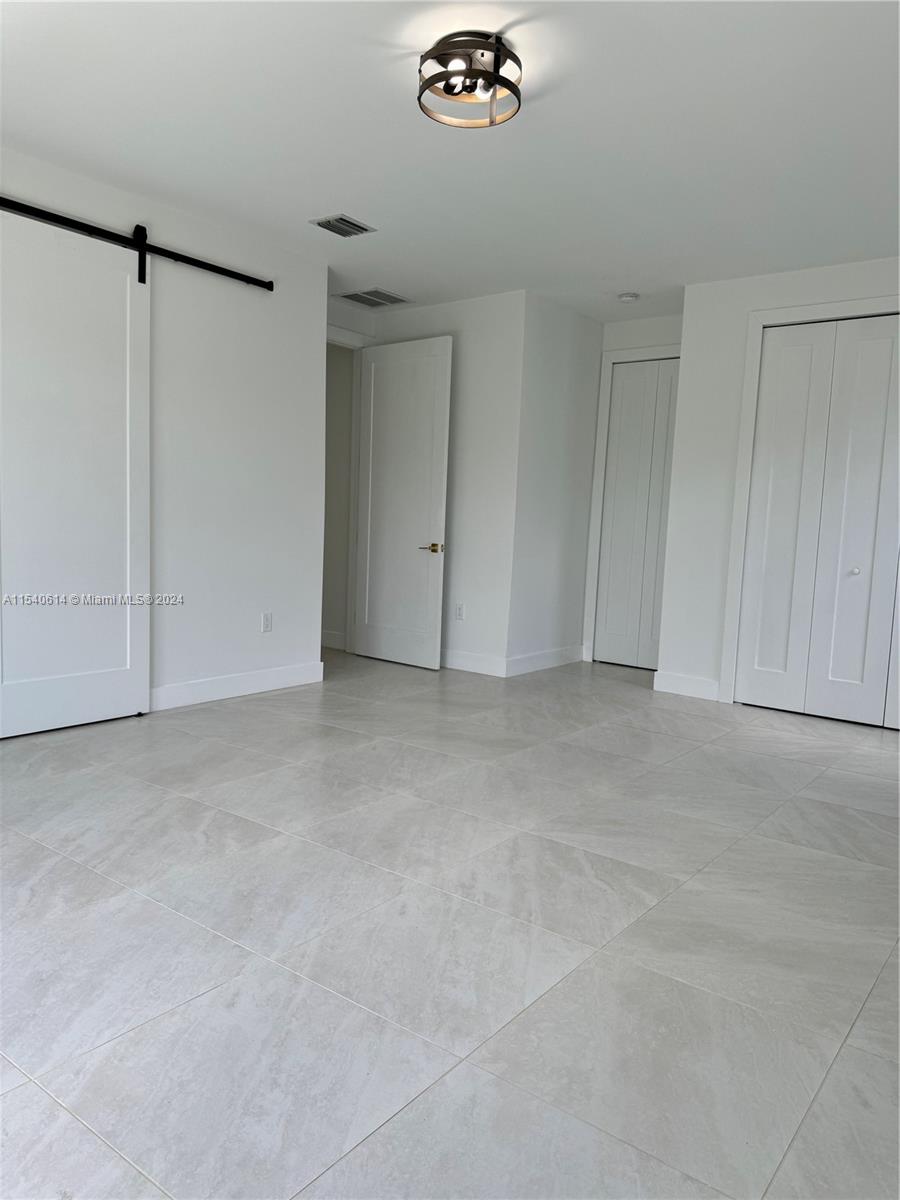 SILVER PINES - Residential