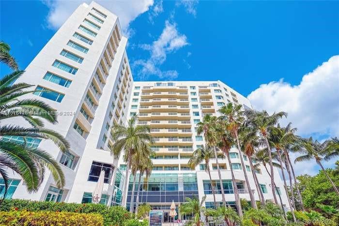 Property for Sale at Address Not Disclosed, Fort Lauderdale, Broward County, Florida - Bedrooms: 1 
Bathrooms: 1  - $199,000