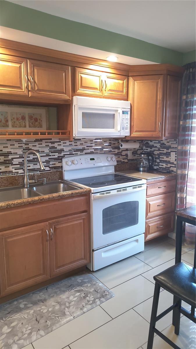 4500 N Federal Hwy 352F