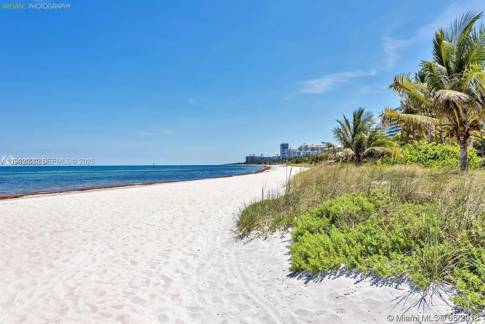 Key Biscayne, Florida 33149, United States, 1 Bedroom Bedrooms, ,2 BathroomsBathrooms,Residential,Active,256811