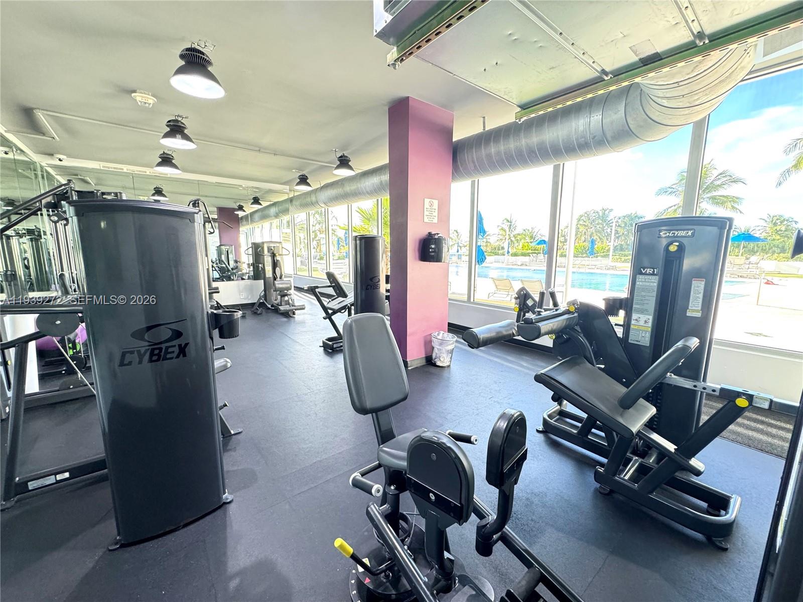 THE DECOPLAGE CONDO - Residential