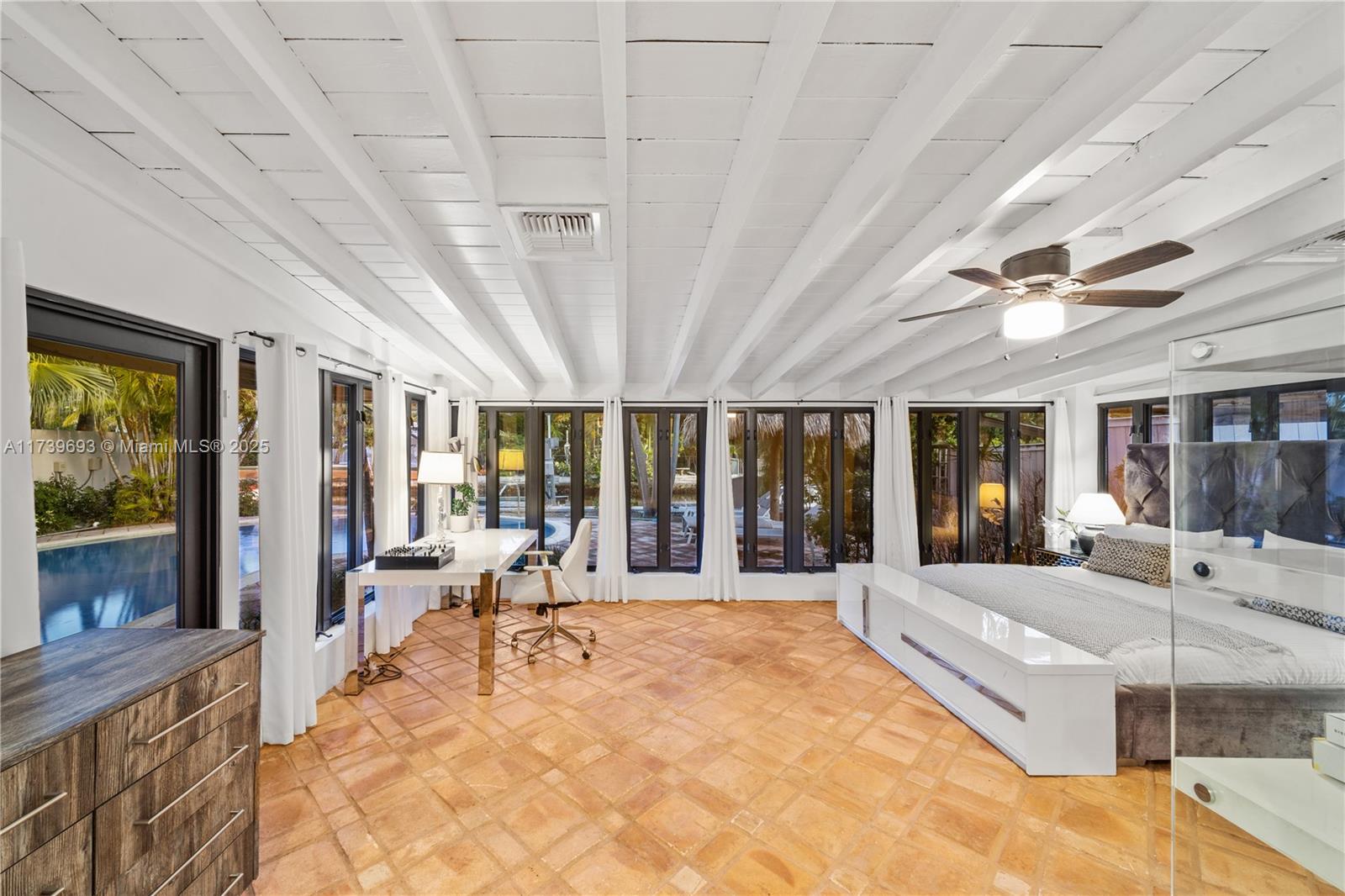 BISCAYNE POINT - Residential Lease