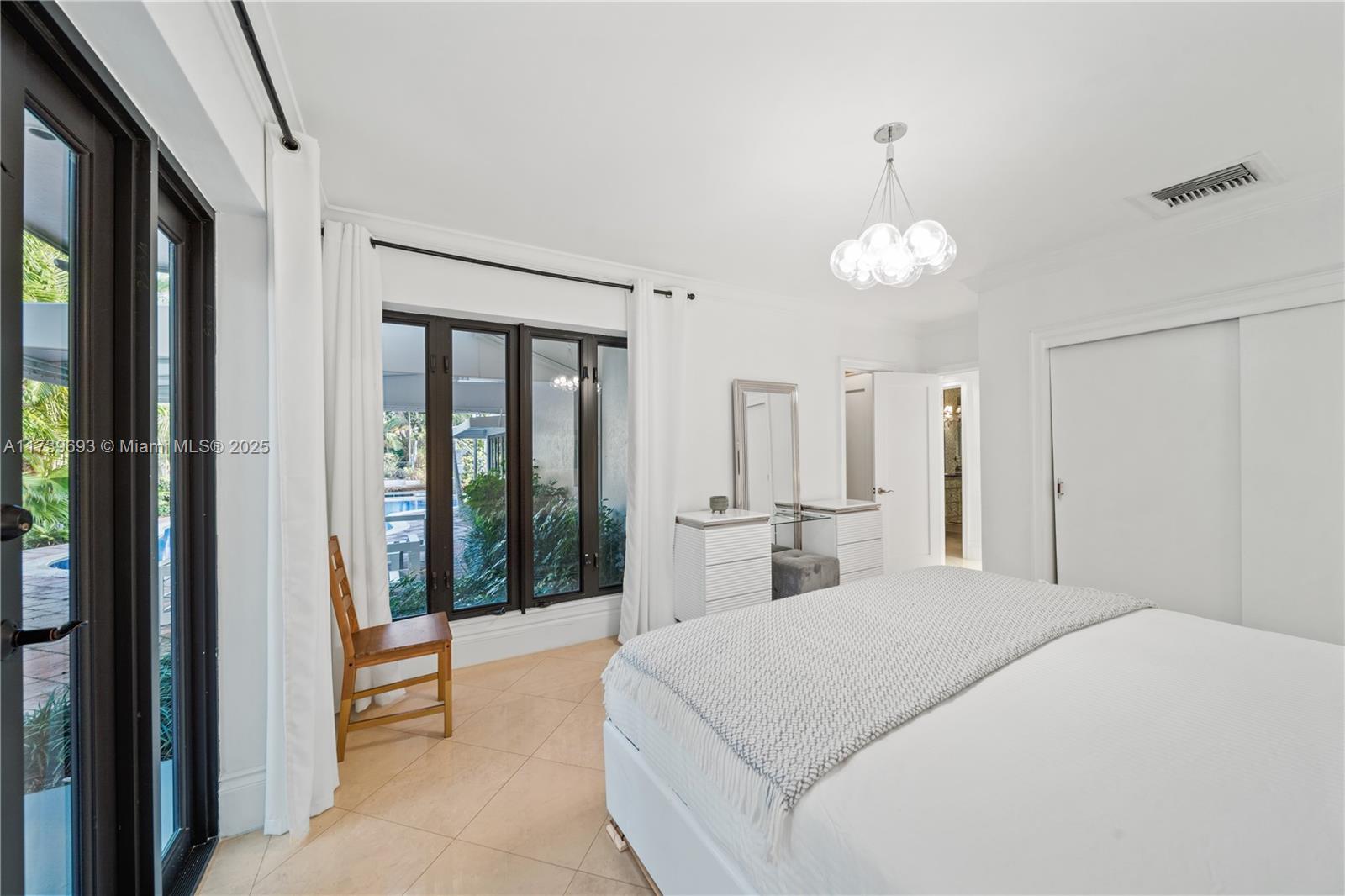 BISCAYNE POINT - Residential Lease