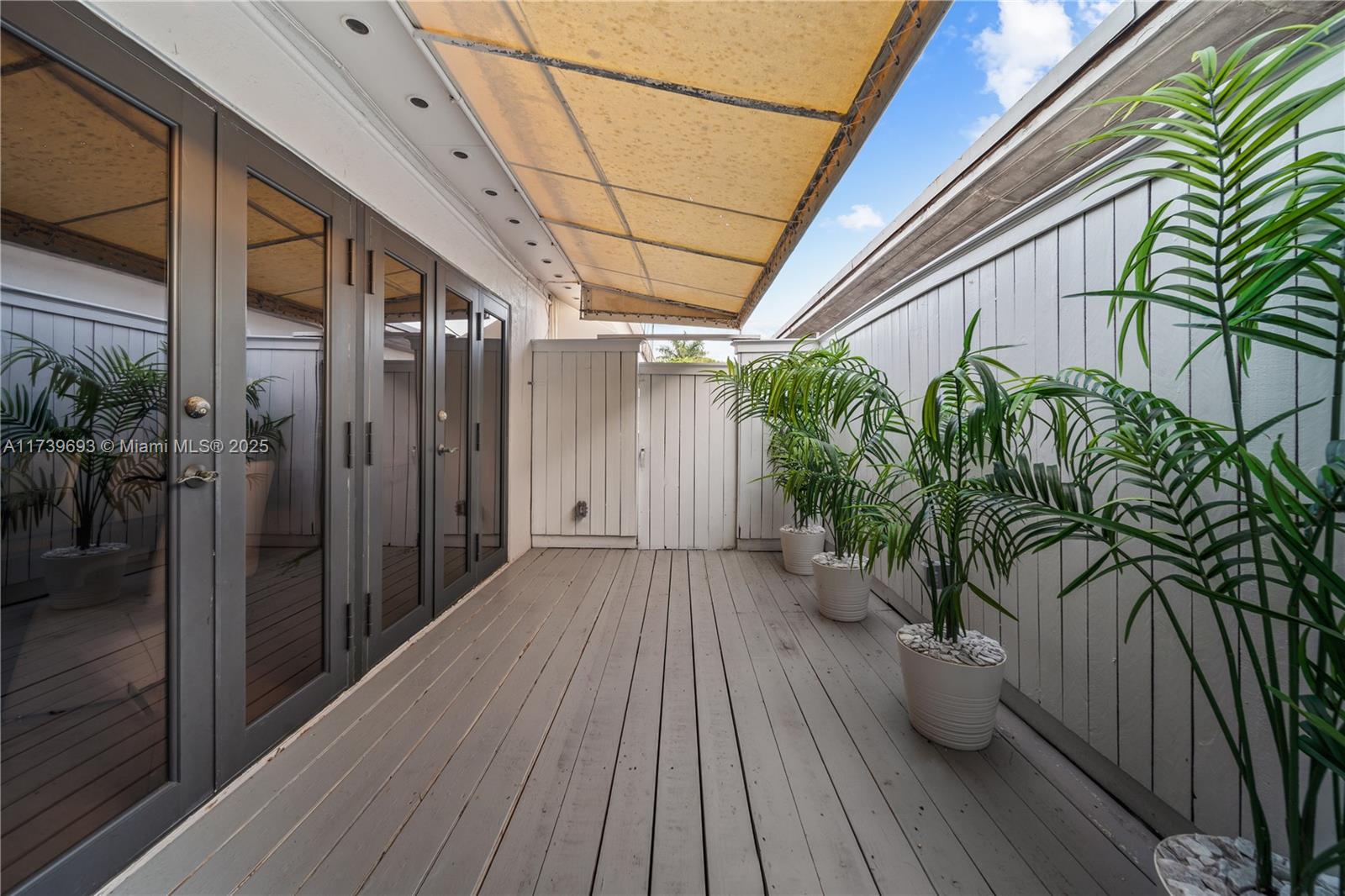 BISCAYNE POINT - Residential Lease