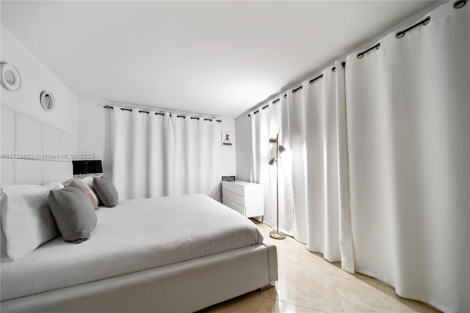 BISCAYNE POINT - Residential Lease