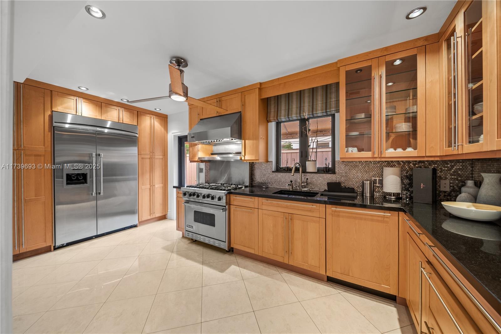 BISCAYNE POINT - Residential Lease