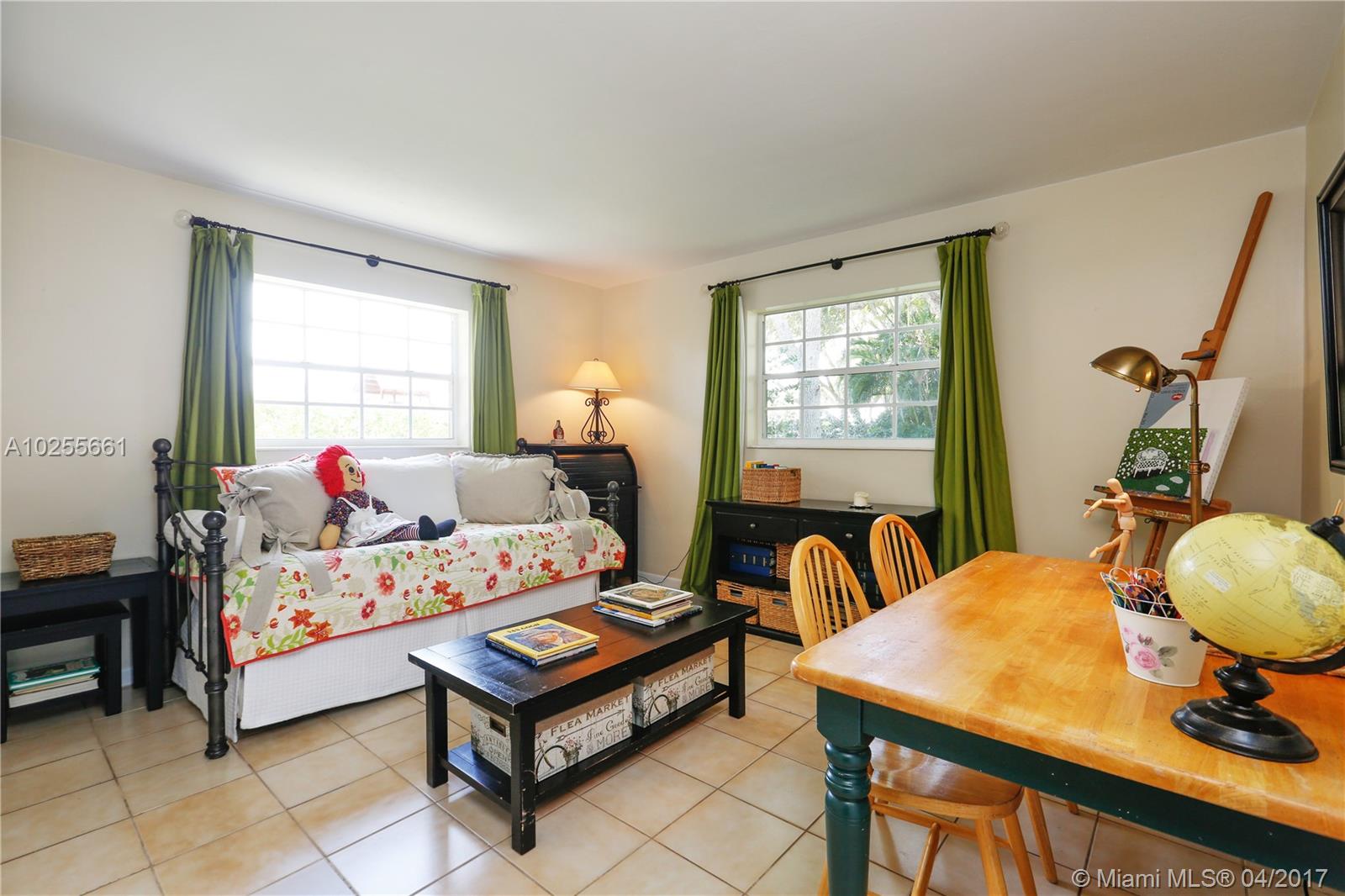 ROYAL PALM HARBOR 1ST ADD - Residential