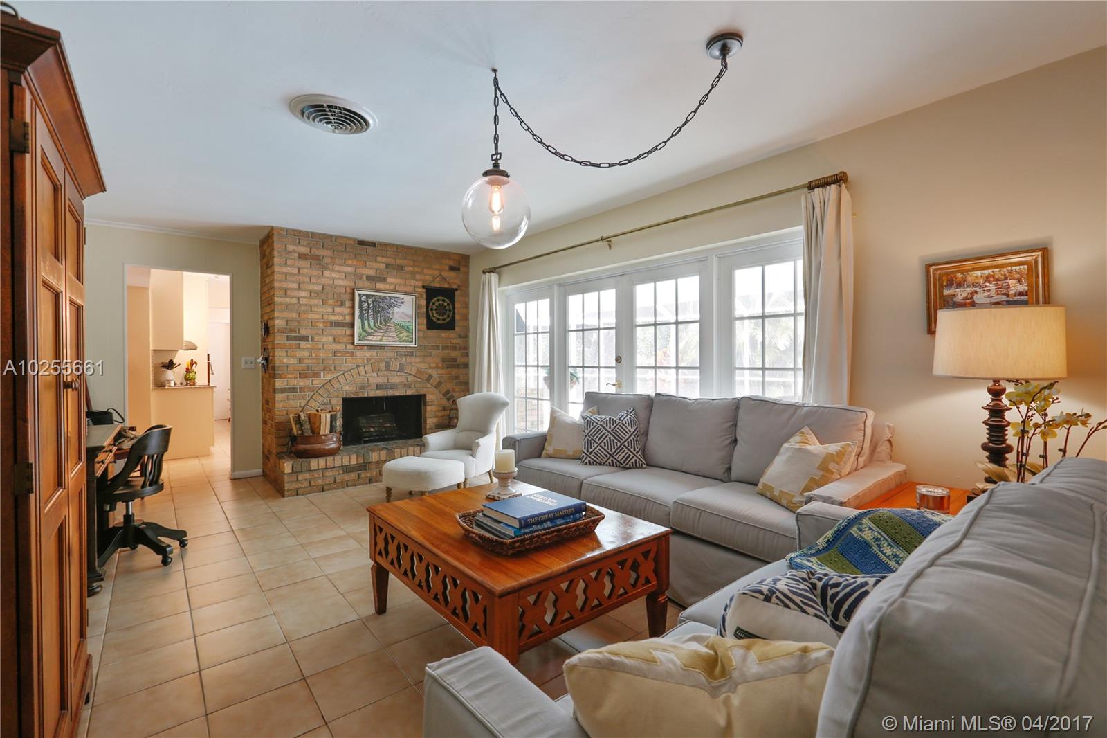 ROYAL PALM HARBOR 1ST ADD - Residential