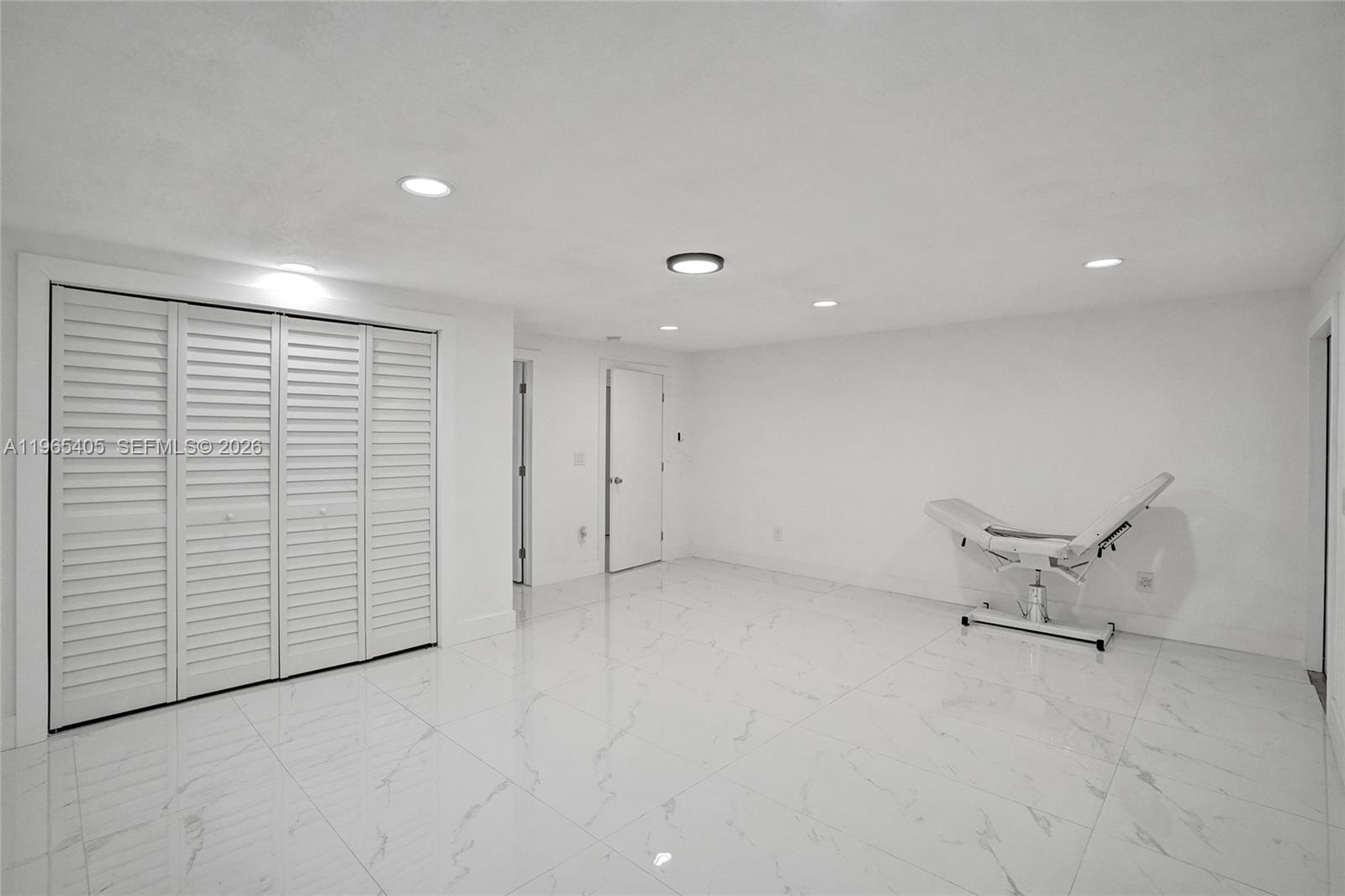 NICHOLS HEIGHTS - Residential