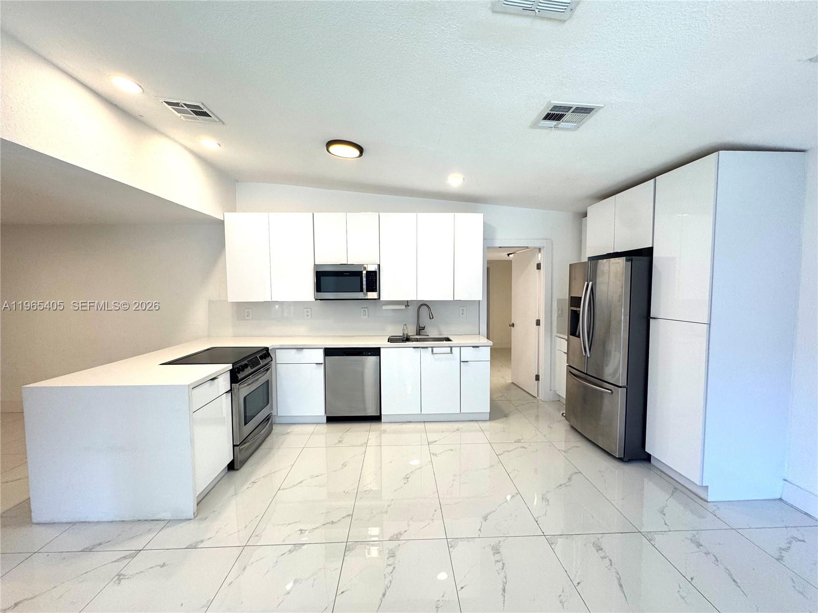 NICHOLS HEIGHTS - Residential