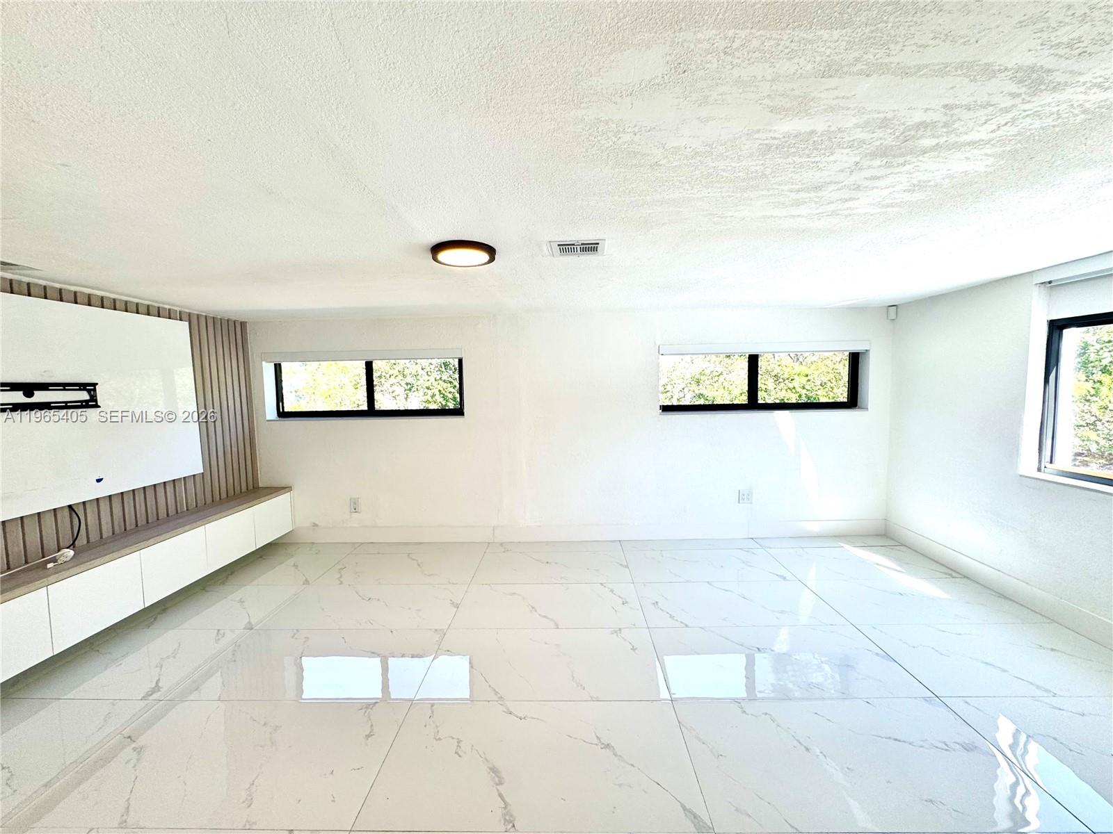 NICHOLS HEIGHTS - Residential