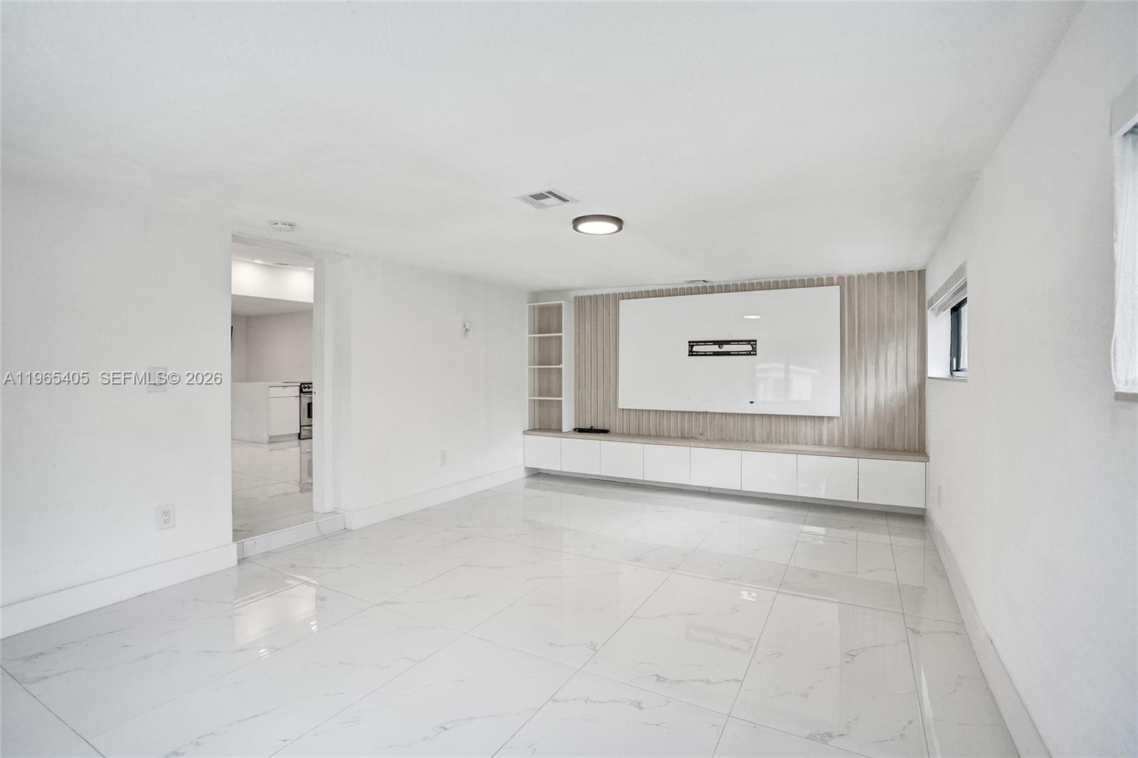 NICHOLS HEIGHTS - Residential