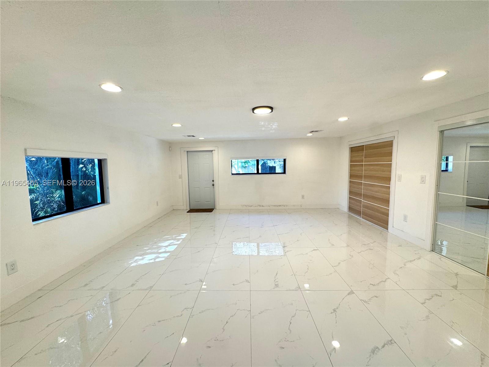 NICHOLS HEIGHTS - Residential