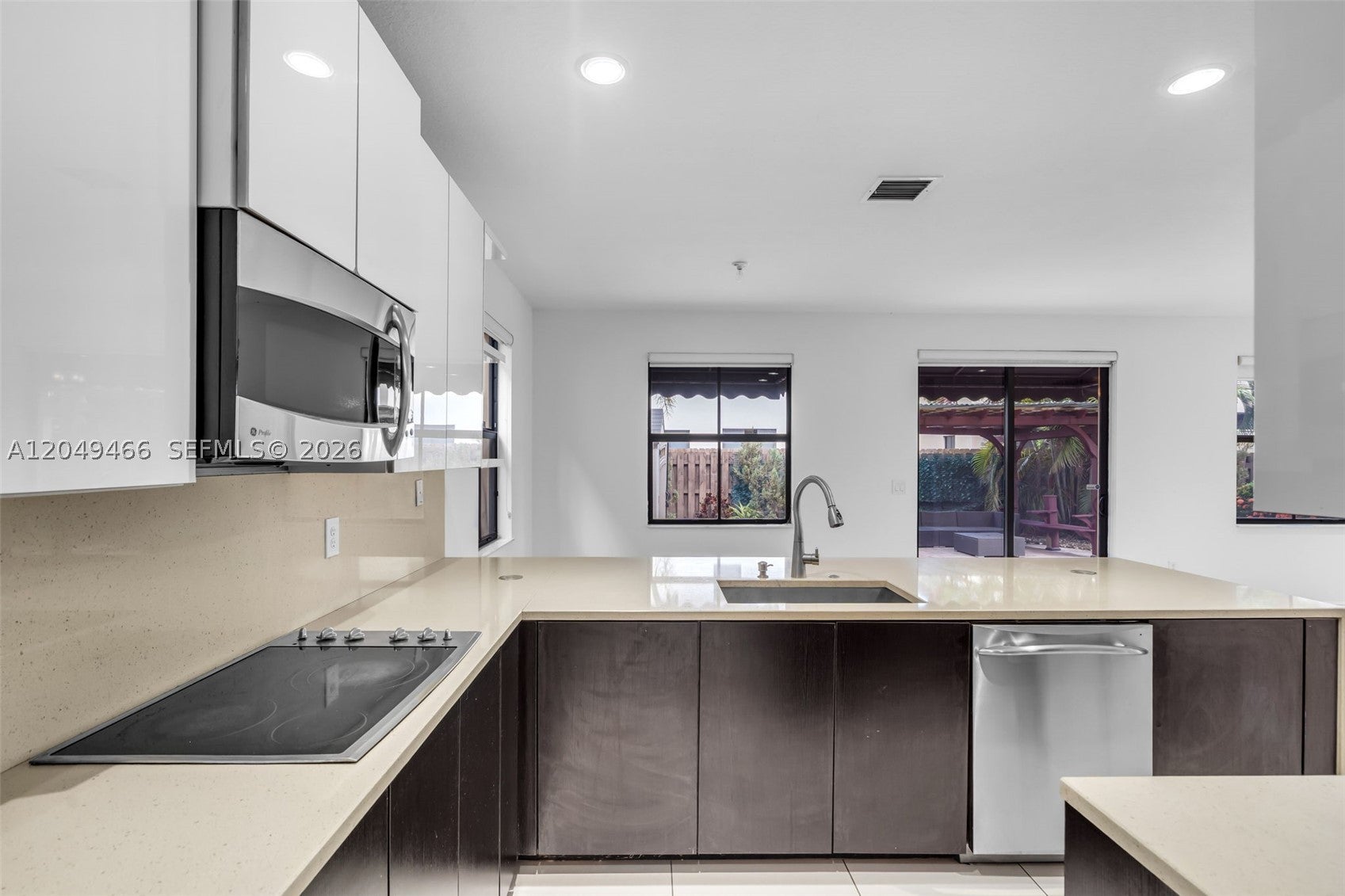 8850 NW 99th Path