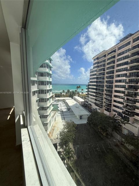 Photo of 5255 Collins Ave #7B, Miami Beach, FL 33140 (MLS # A11979285)