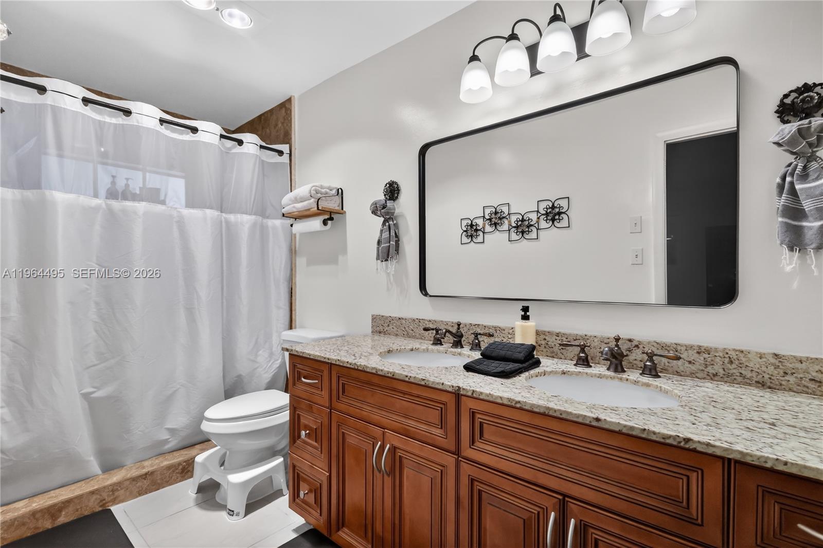 WESTWOOD COMMUNITY 5 - Residential