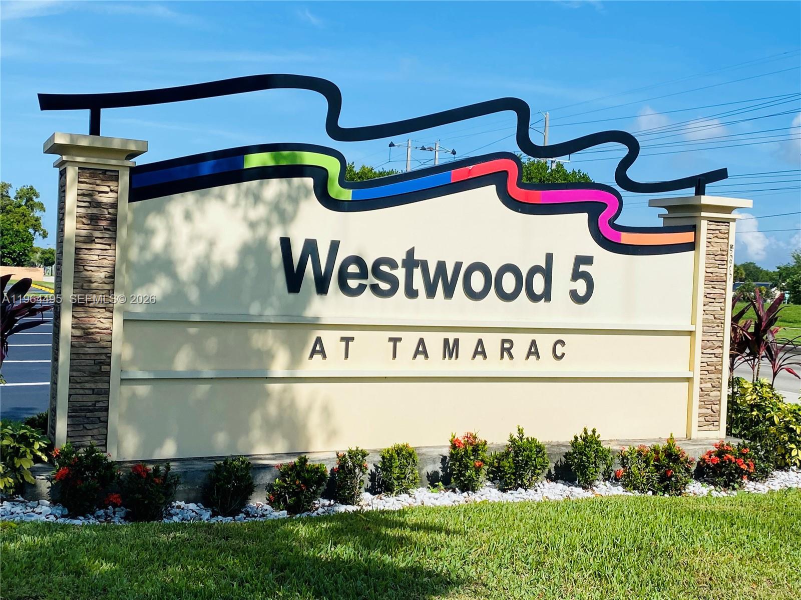 WESTWOOD COMMUNITY 5 - Residential