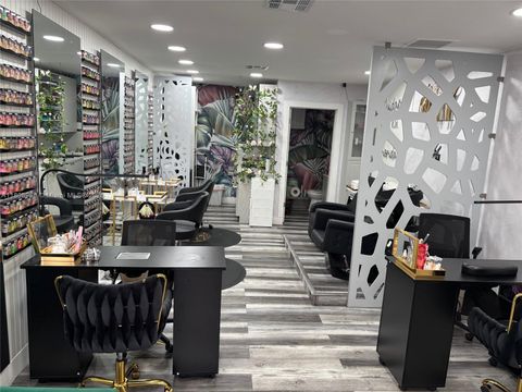 398 E 33rd St Hialeah FL 33013