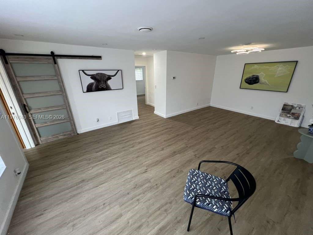 SUNRISE GOLF VILLAGE SEC - Residential