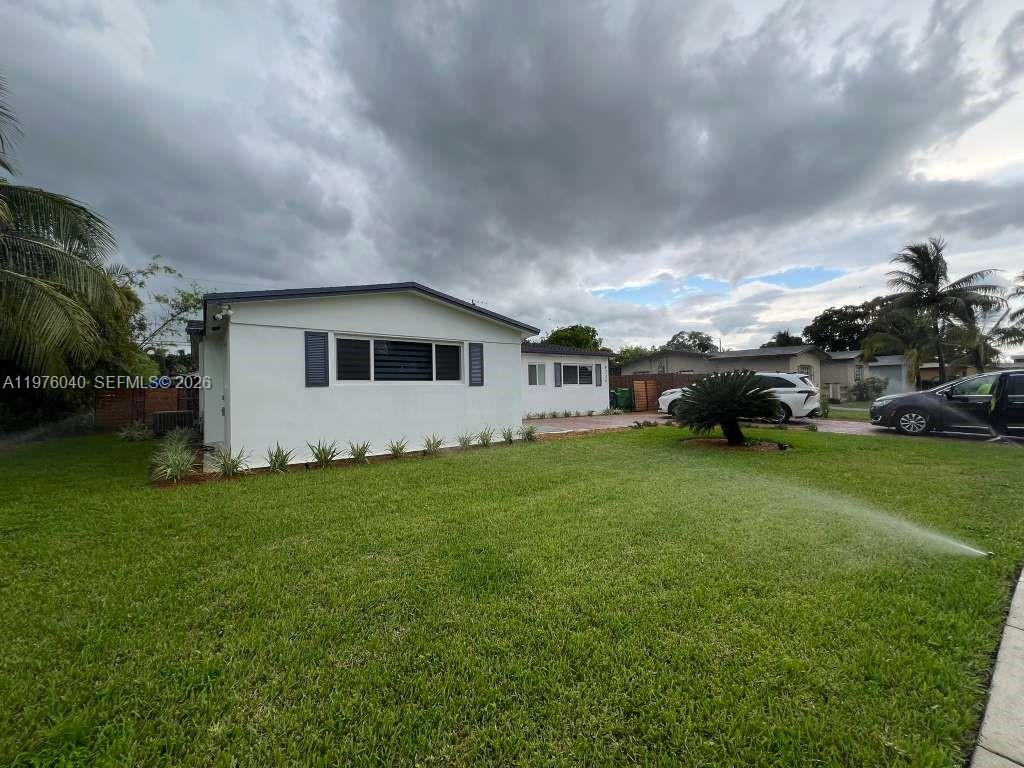 SUNRISE GOLF VILLAGE SEC - Residential