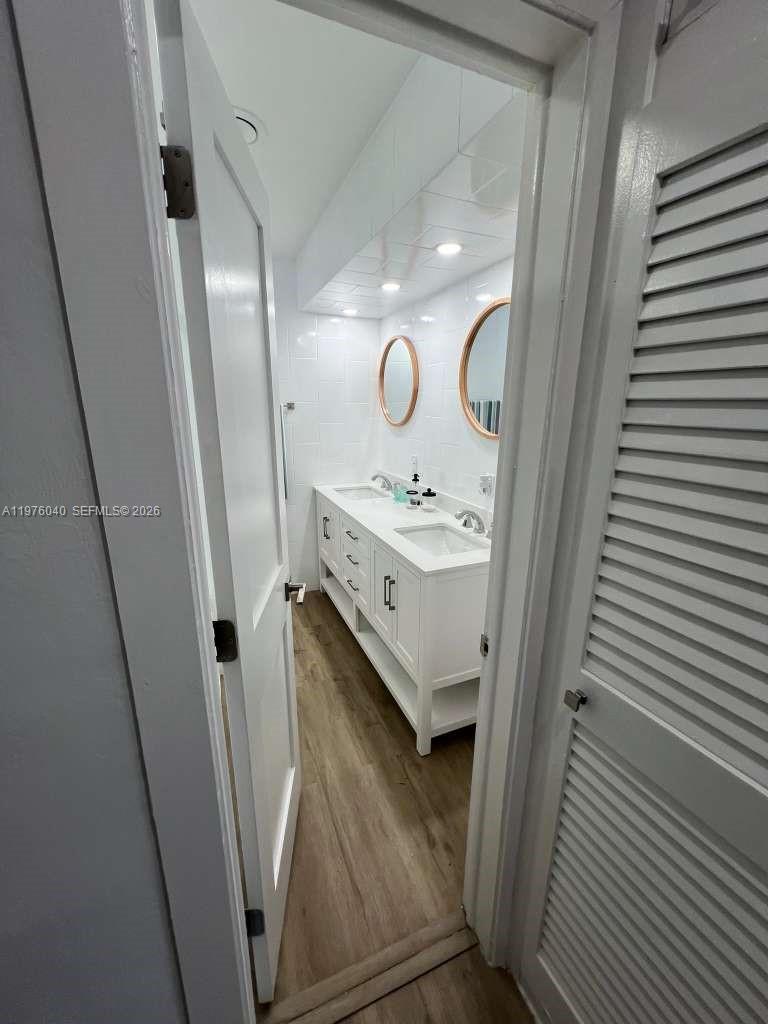 SUNRISE GOLF VILLAGE SEC - Residential