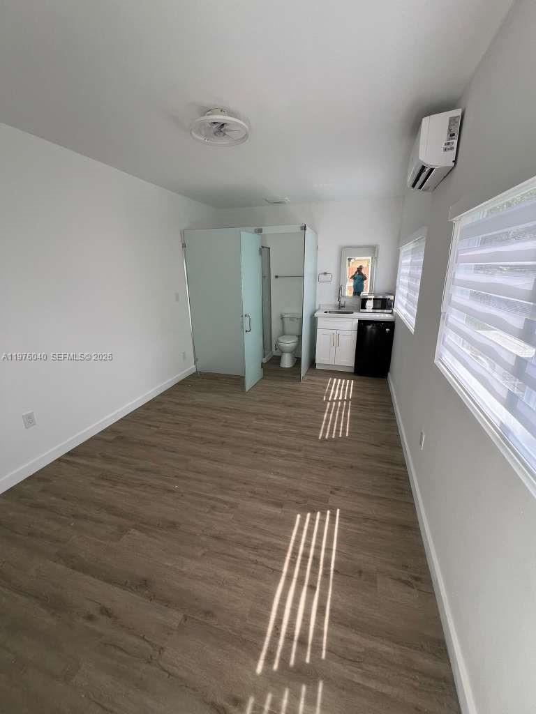 SUNRISE GOLF VILLAGE SEC - Residential