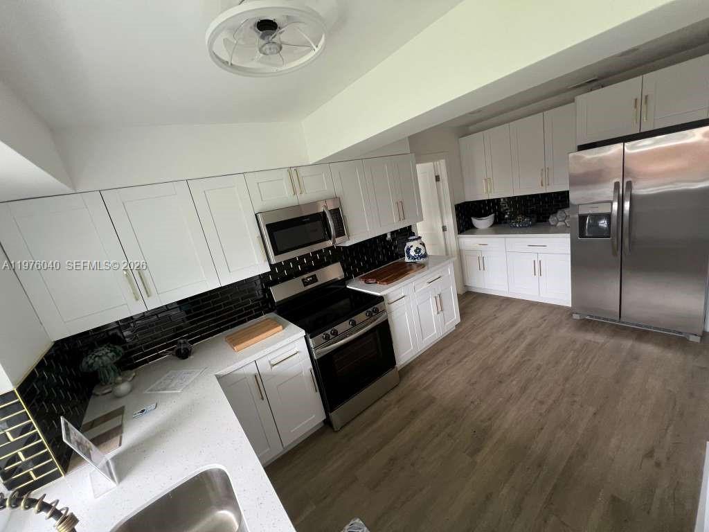 SUNRISE GOLF VILLAGE SEC - Residential