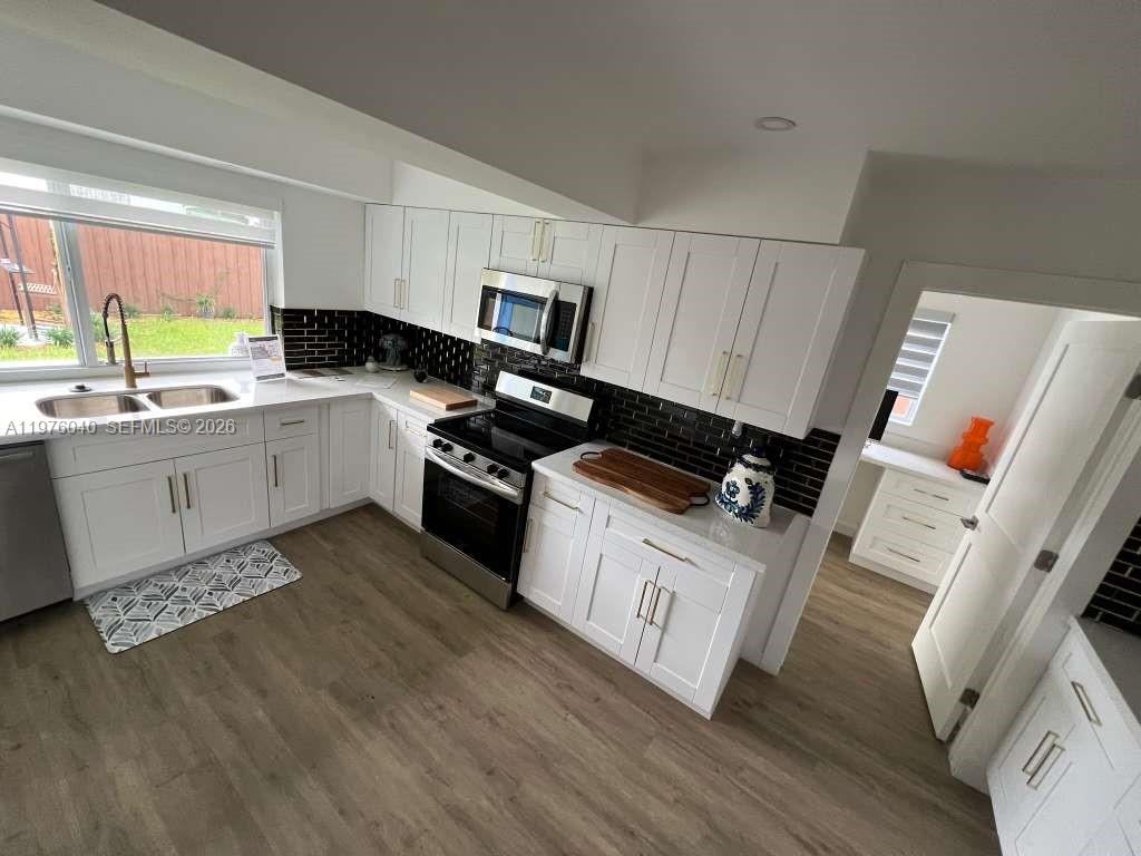 SUNRISE GOLF VILLAGE SEC - Residential