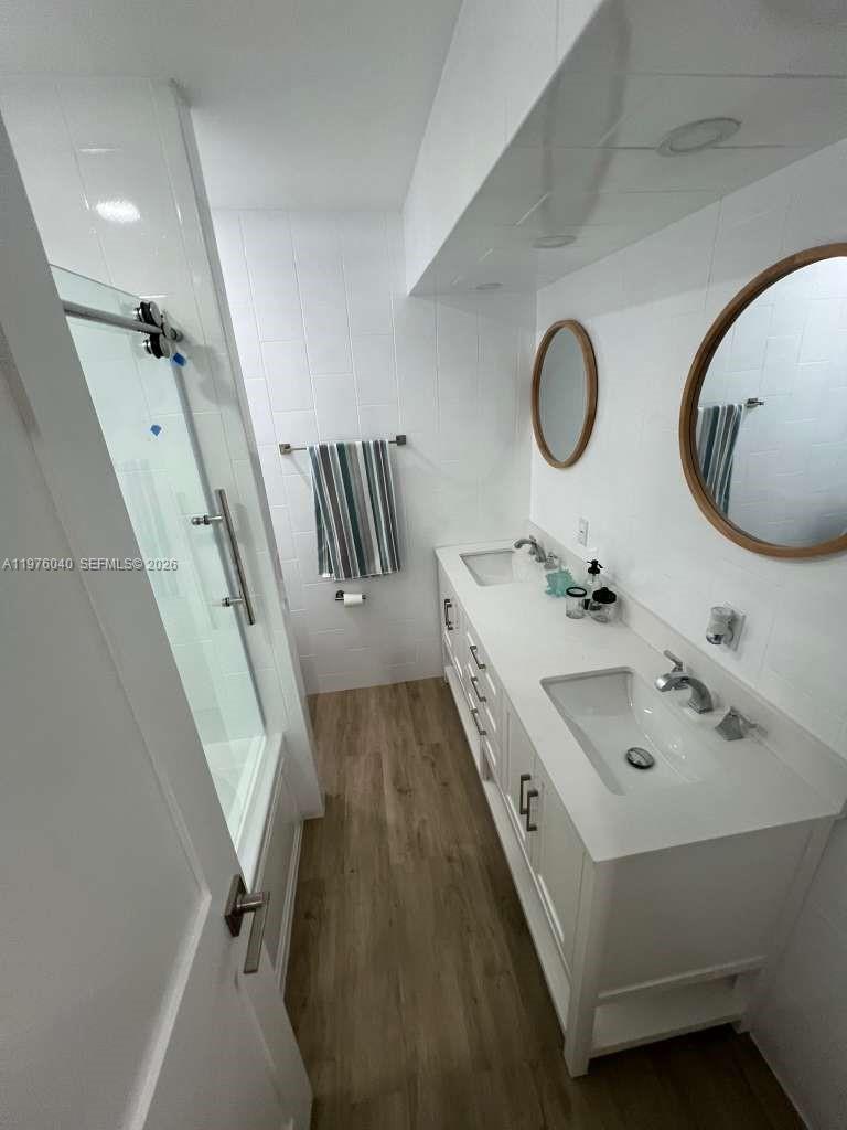 SUNRISE GOLF VILLAGE SEC - Residential