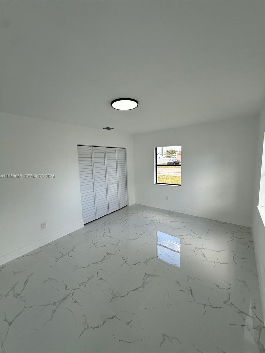 GOLDEN HIGHLANDS EST - Residential