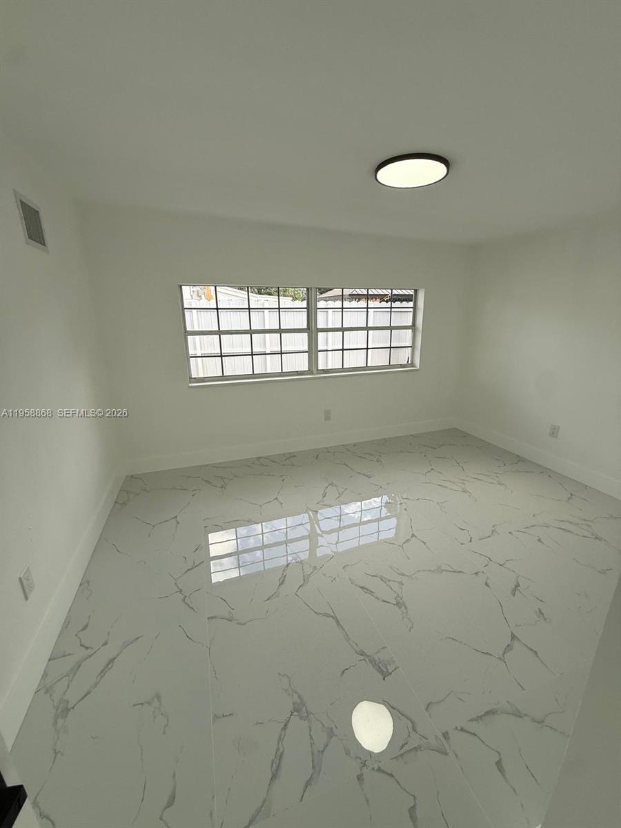 GOLDEN HIGHLANDS EST - Residential