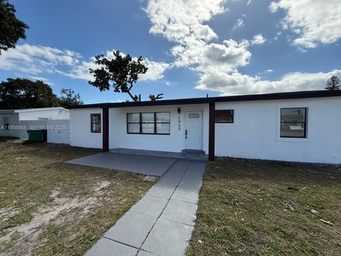 Photo of 2860 NW 164th Ter, Miami Gardens, FL 33054 (MLS # A11958868)