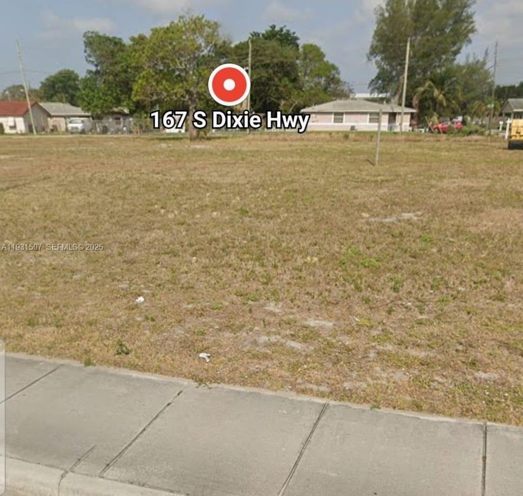 Photo of 167 S Dixie Hwy, Deerfield Beach, FL 33441 (MLS # A11931507)