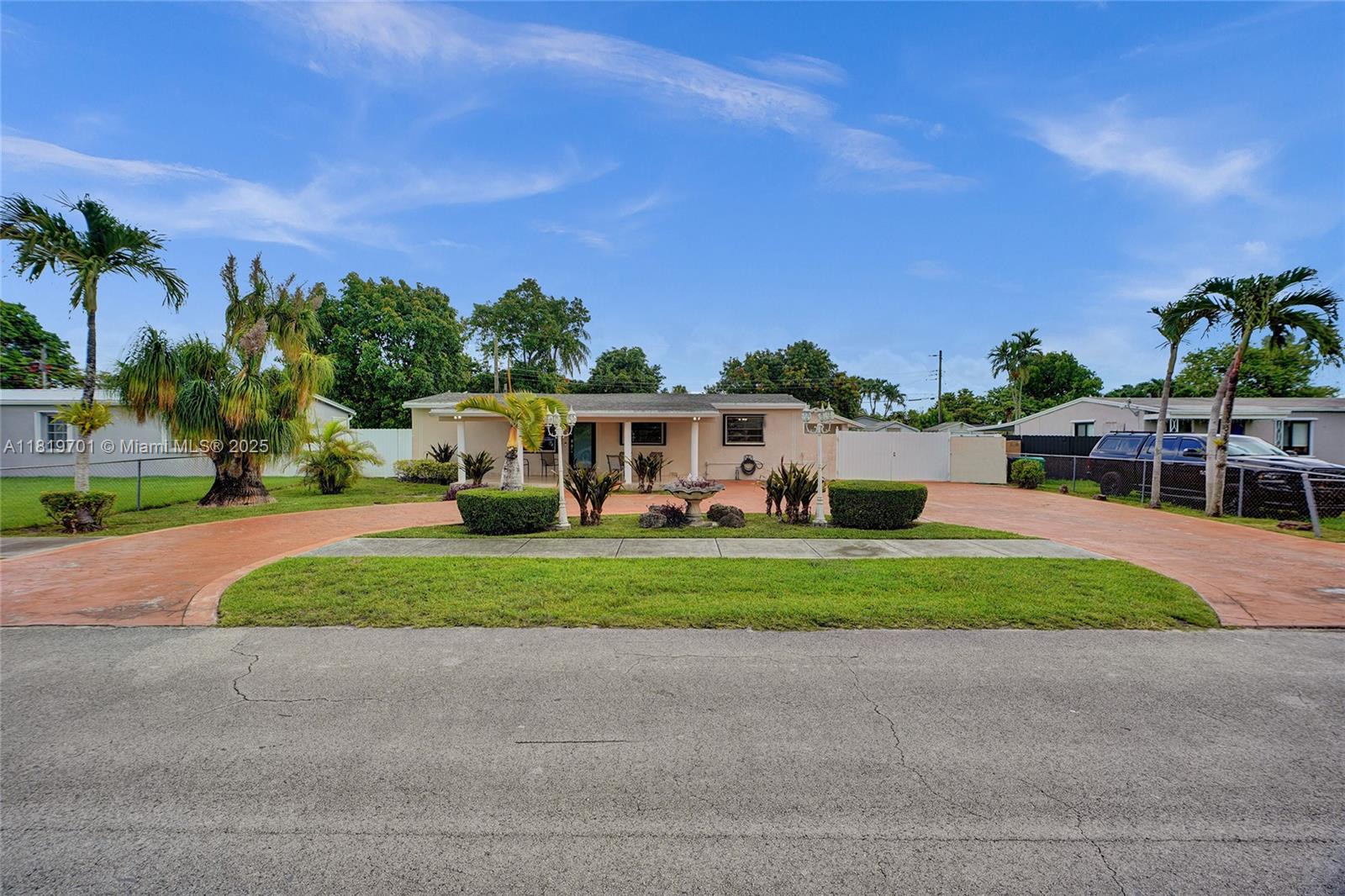 TROPICAL ESTATES 1ST ADDN - Residential