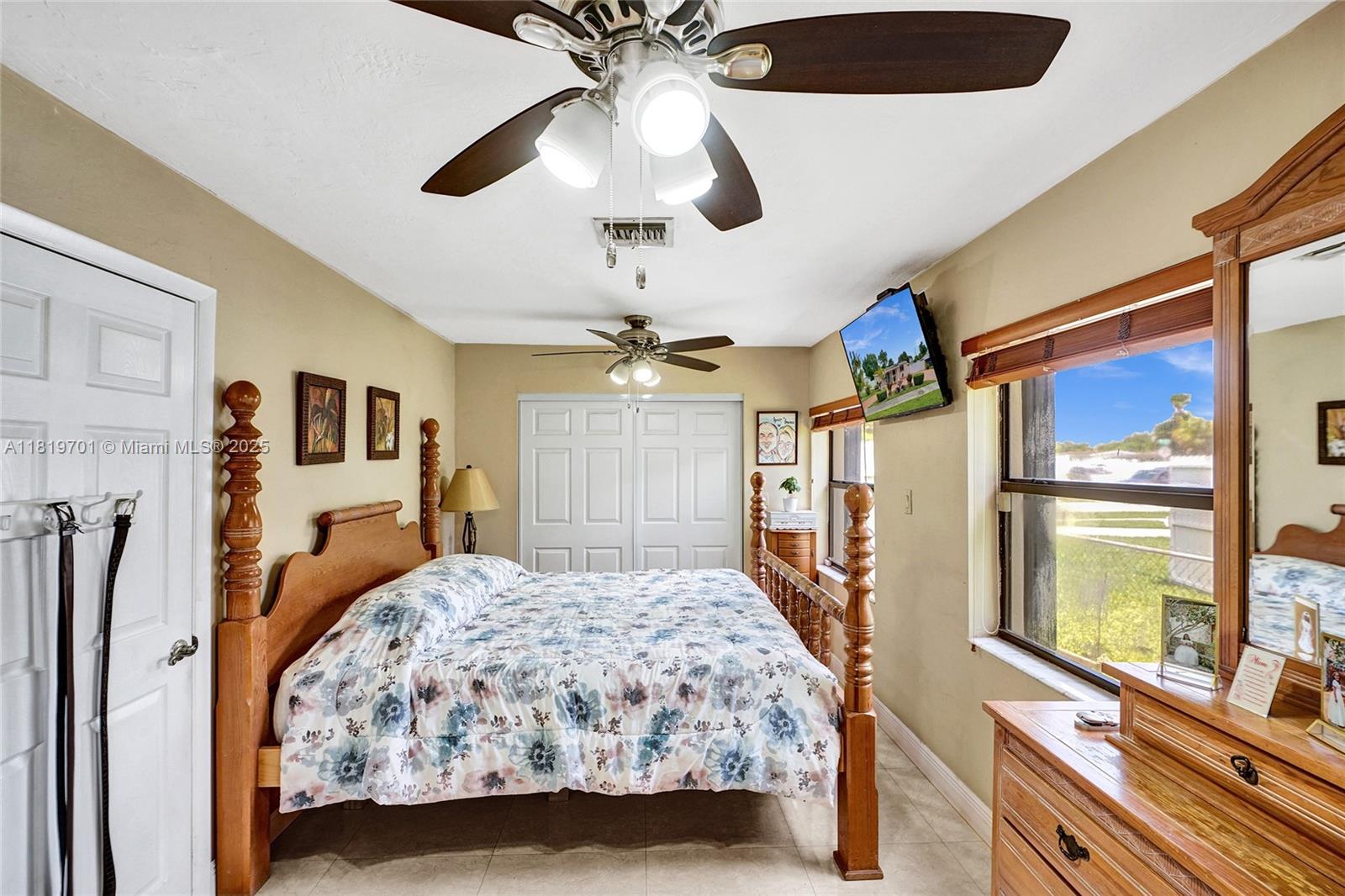 TROPICAL ESTATES 1ST ADDN - Residential